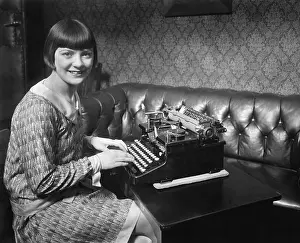 Typewriter: Bob cut, 1920s