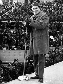 Toggle: Bob Hope entertaining the troops in Korea?