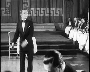 Howes: Bobby Howes Dancing