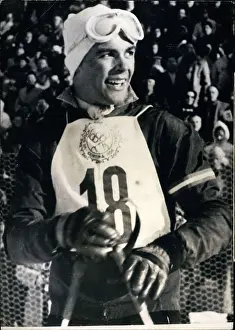 Cortina: Bobsledding - Skating - Skiing - Figure Skating