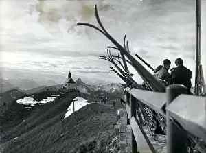 Tegernsee: Bobsledding - Skating - Skiing - Figure Skating