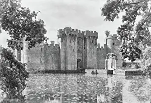 Moat: Bodiam Castle