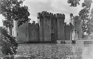Moat: Bodiam Castle