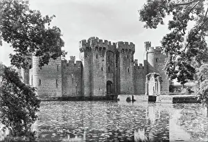 Moat: Bodiam Castle