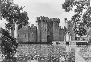 Moat: Bodiam Castle