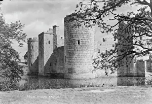 Moat: Bodiam Castle