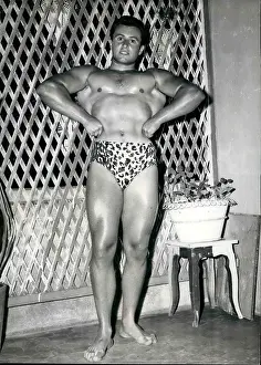 Splendour: Bodybuilding - Weightlifting