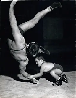 Toughest: Bodybuilding - Weightlifting
