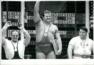 Dube: Bodybuilding - Weightlifting