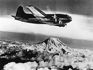 Rainier: Boeing 307, 1940