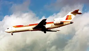 B727: Boeing 727-256 EC-CBE