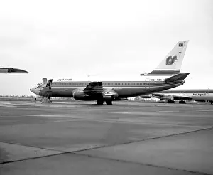 Swazi: Boeing 737-244 3D-ADA