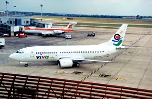 B737: Boeing 737-3K9 EC-ELY