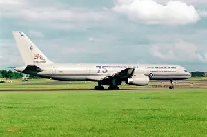 Waddington: Boeing 757-2K2 NZ7571