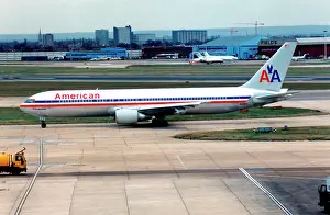 B767: Boeing 767-323ER N366AA