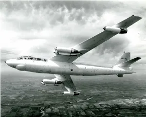 Stratojet: Boeing B-47B Stratojet, 51-2296, in anti-radiation finish