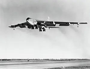 B 52: Boeing B-52 Stratofortress