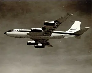 Dash: Boeing Dash 80 N70700