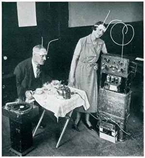 Zany: Boiling a kettle by will power 1932
