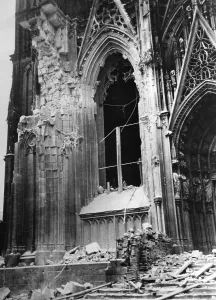 Rhine Westphalia: Bomb damage to the Cologne Cathedral, 1943