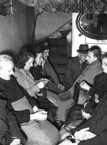 Anteroom: Bomb shelter in Berlin, 1940