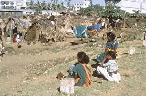 Shacks: BOMBAY/SLUM SHACKS
