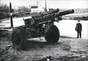Bidders: Bombs - Guns - Weapons