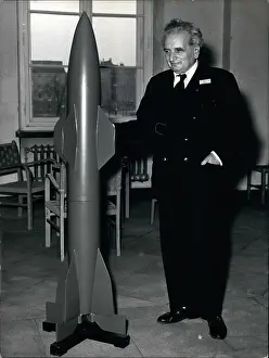 Seminar: Bombs - Guns - Weapons