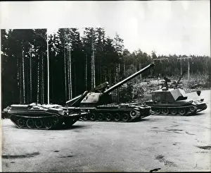 155mm: Bombs - Guns - Weapons