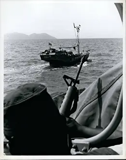 Crewman: Bombs - Guns - Weapons