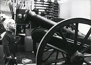 Loader: Bombs - Guns - Weapons