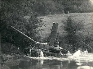 Saone: Bombs - Guns - Weapons