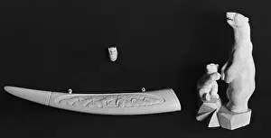 Nadezhdin: Bone carving