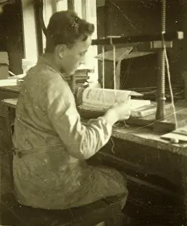 Bookbinding: Book printing house in Vienna - Bookbinding