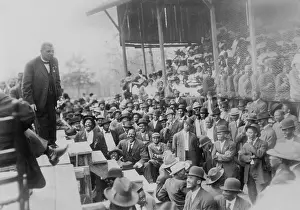 Booker: Booker T. Washington addressing a laughing ?