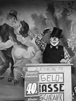 Collects: Show booth at the Oktoberfest in Munich