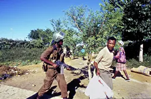 Mmabatho: Bophutatswana, Mmabatho, 1990: Looting during violent