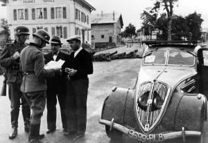 Travellers: Border control at the French-Swiss border