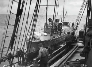 Oppression: Border control of a ship, 1933