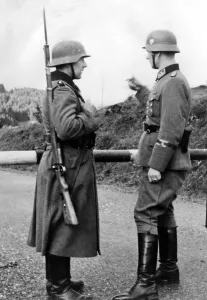 Turnpike: Border guards at the French-Swiss border