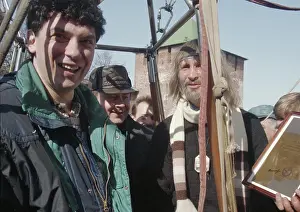 Balloonist: Boris Nemtsov and Valentin Efremov