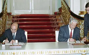 Kyrgyzstan: Boris Yeltsin and Askar Akayev, 1992