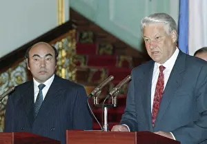 Kyrgyzstan: Boris Yeltsin and Askar Akayev, 1992