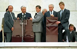 Tribune: Boris Yeltsin and Ivan Silayev, 1991