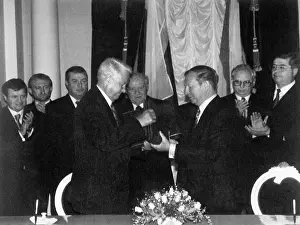 Kuchma: Boris Yeltsin and Leonid Kuchma, 1997
