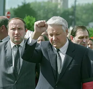 Defenders: Boris Yeltsin at mourning ceremony, 1991