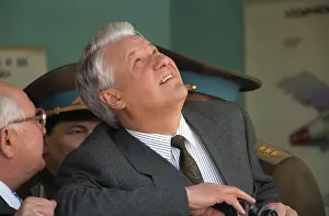 Plesetsk: Boris Yeltsin at Plesetsk Cosmodrome, 1992