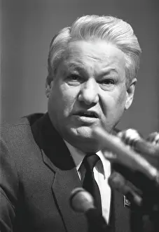 Ways: Boris Yeltsin at press-conference, 1990