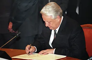 Almaty: Boris Yeltsin signing resolution on Establishment
