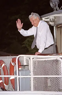 Karelia: Boris Yeltsin visit to Karelia, 1992